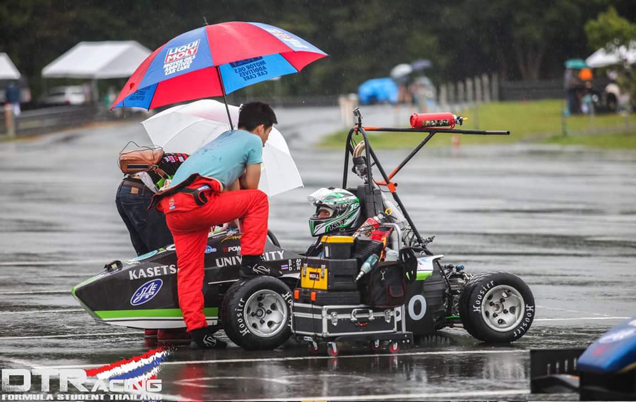 M1 AUTOWERK supports DONGTAAN Racing Team (Kasetsart University) going to Student Formula Japan Competition JSAE 2015 !